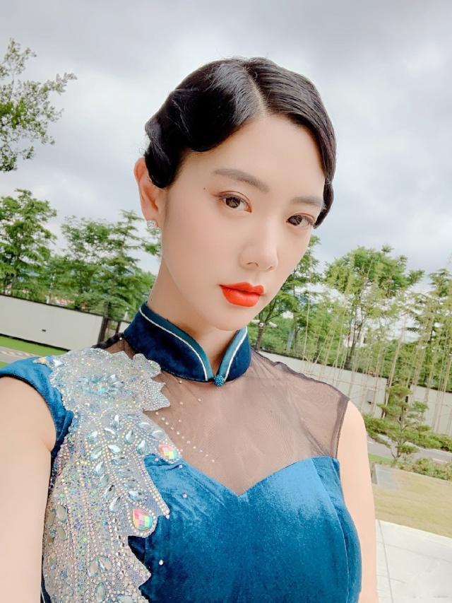 暗房直播